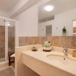 Villa Costa Roja Con Vistas Al Mar, Piscinas, Jacuzzi, Mini Golf Y Padel En Montana Roja