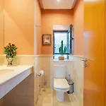 Villa Costa Roja Con Vistas Al Mar, Piscinas, Jacuzzi, Mini Golf Y Padel En Montana Roja Playa Blanca (Lanzarote)