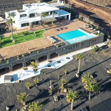 Costa Roja Con Vistas Al Mar, Piscinas, Jacuzzi, Mini Golf Y Padel En Montana Roja بلايا بلانكا