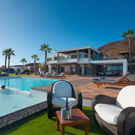 别墅 Costa Roja Con Vistas Al Mar, Piscinas, Jacuzzi, Mini Golf Y Padel En Montana Roja