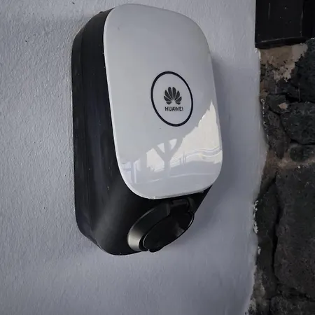 Costa Roja Con Vistas Al Mar, Piscinas, Jacuzzi, Mini Golf Y Padel En Montana Roja * Playa Blanca