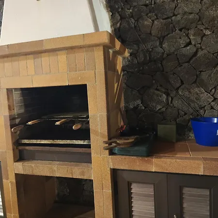 Villa Costa Roja Con Vistas Al Mar, Piscinas, Jacuzzi, Mini Golf Y Padel En Montana Roja Playa Blanca (Lanzarote)
