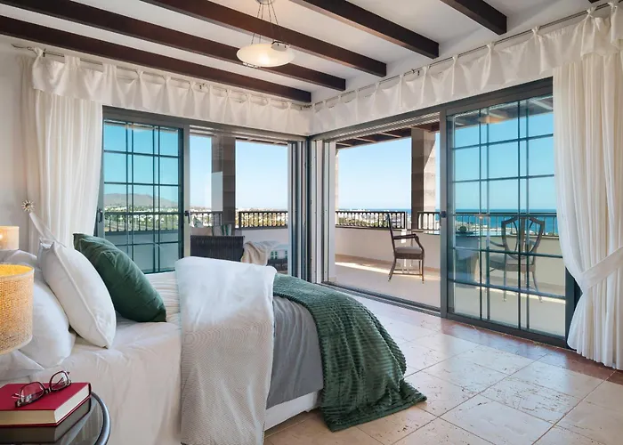 Costa Roja Con Vistas Al Mar, Piscinas, Jacuzzi, Mini Golf Y Padel En Montana Roja Villa