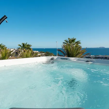 Costa Roja Con Vistas Al Mar, Piscinas, Jacuzzi, Mini Golf Y Padel En Montana Roja