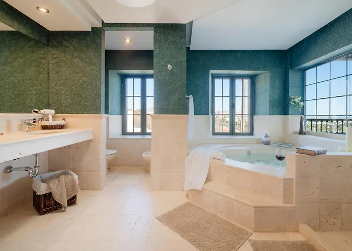 Costa Roja Con Vistas Al Mar, Piscinas, Jacuzzi, Mini Golf Y Padel En Montana Roja Villa *